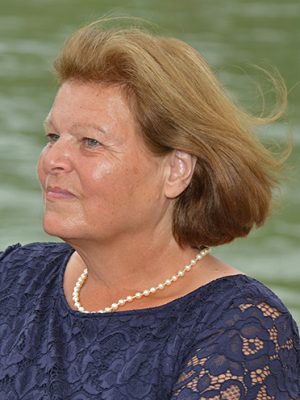 Ertl_Elfriede_145-2021-web